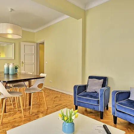 아파트 Almirante 2 Four Bedrooms