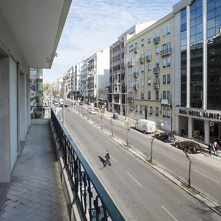 Almirante 2 Four Bedrooms * Lisbon
