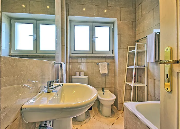 Almirante 2 Four Bedrooms * Lisboa