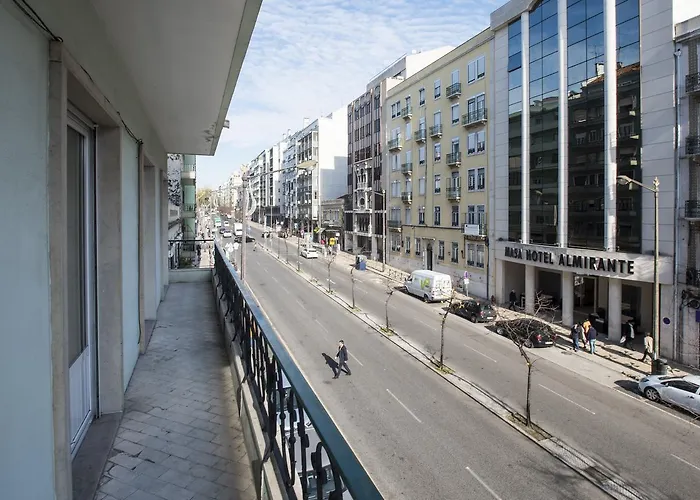Almirante 2 Four Bedrooms * Lisboa