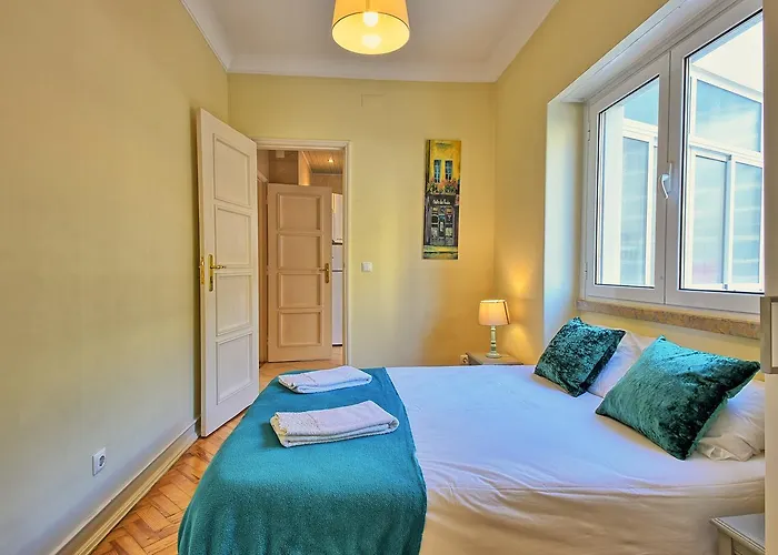 Almirante 2 Four Bedrooms * Lisboa