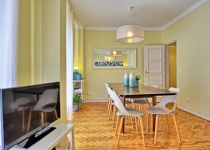 Almirante 2 Four Bedrooms Διαμέρισμα