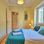 Almirante 2 Four Bedrooms * Lisboa